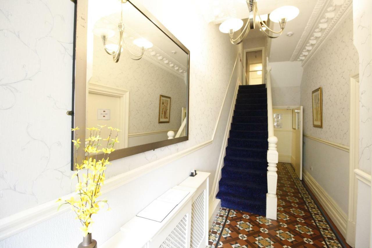 Church Guesthouse Cardiff Eksteriør billede